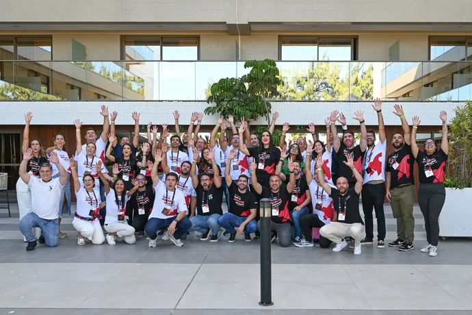 Equipe da rede na convenção anual