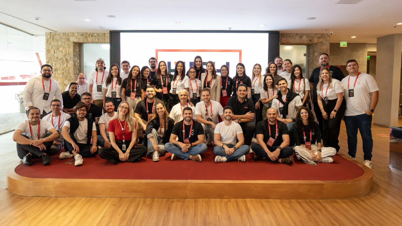 Franqueados e equipe do Home Sushi Home reunidos na convenção da rede